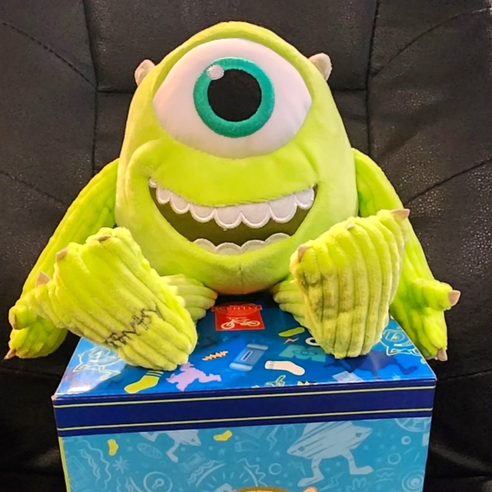 Disney Scentsy Buddy Pixar Mike Wazowski New in the Box Never Used